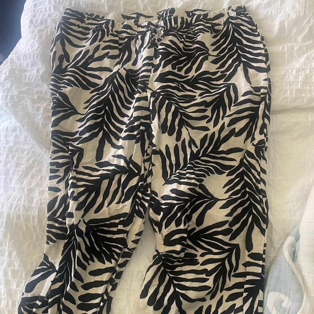 H&M Linen Blend black/white printed pants XXL